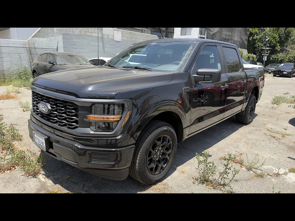 Used 2026  FORD TRUCK STX image 2
