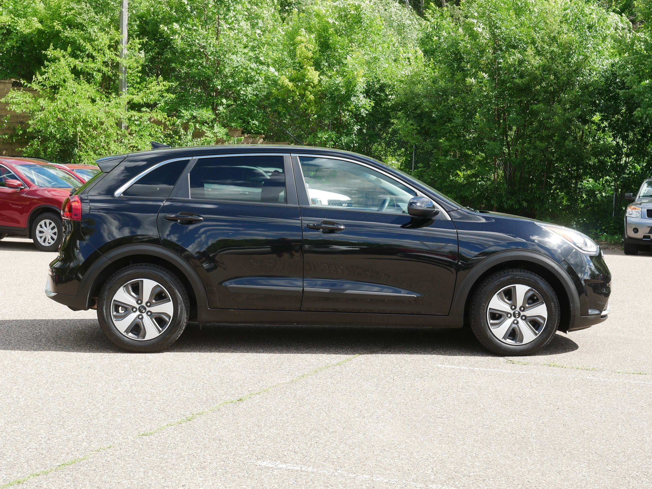 Used 2018 Aurora Black Pearl Kia FE image 8