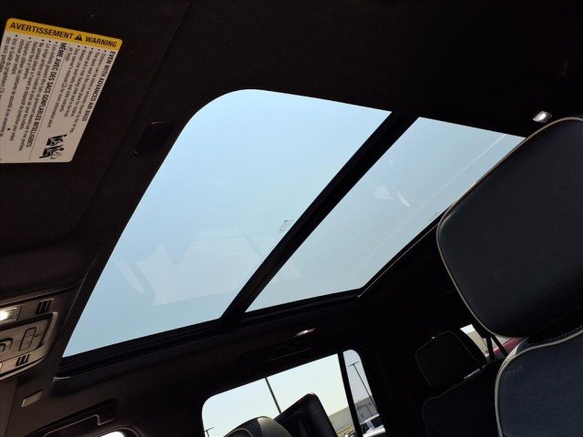 2021 GMC Yukon XL SLT - Photo 8