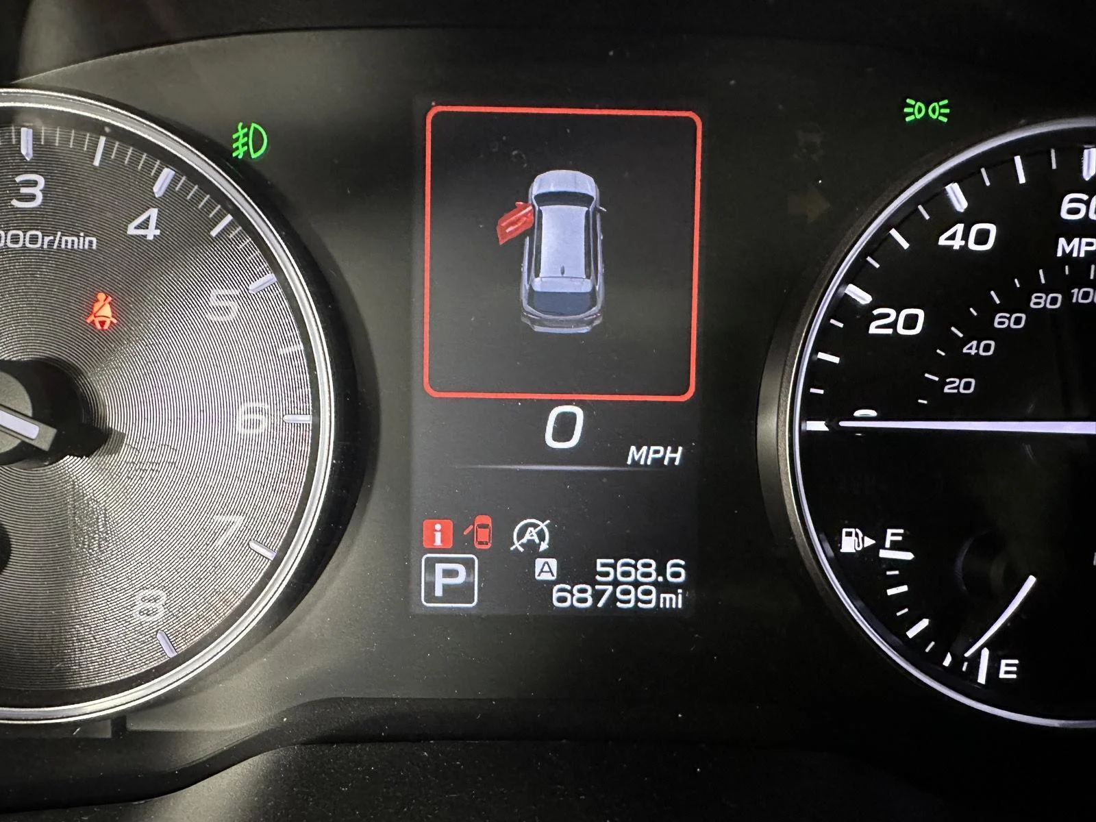 Used 2021  Subaru  image 3