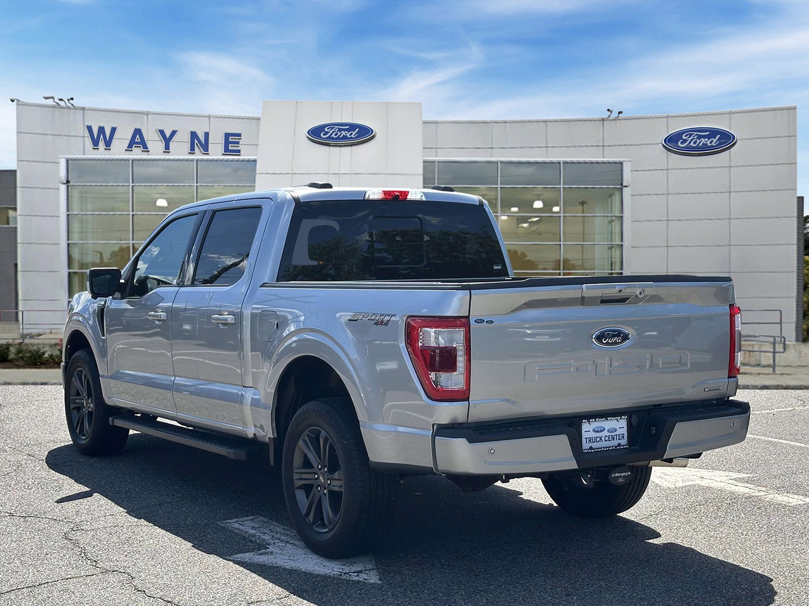 Certified Used 2023 Silver Metallic Ford LARIAT image 4