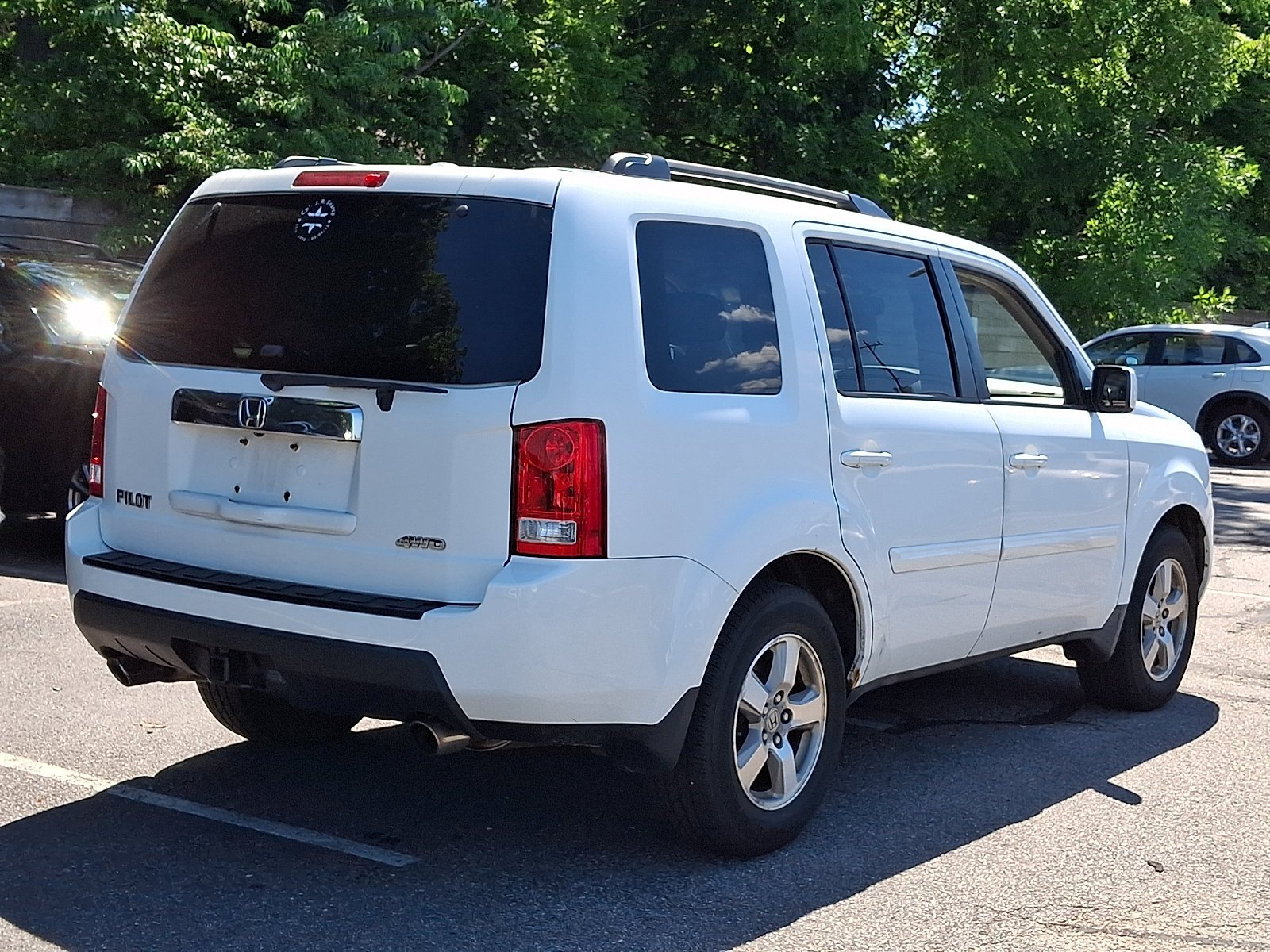 Used 2009 White Honda EX-L image 4