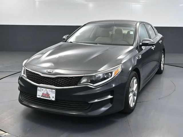 Used 2016 Green Kia LX image 10