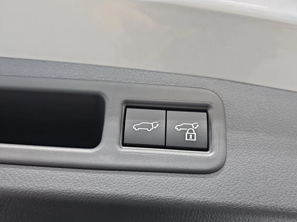 New 2026 Iridium Lexus PREMIUM PLUS image 13