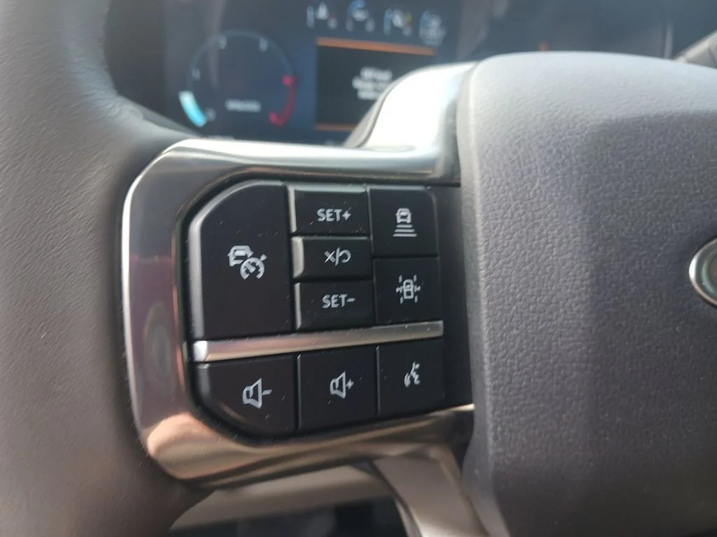 Used 2025 Black Ford Platinum image 36