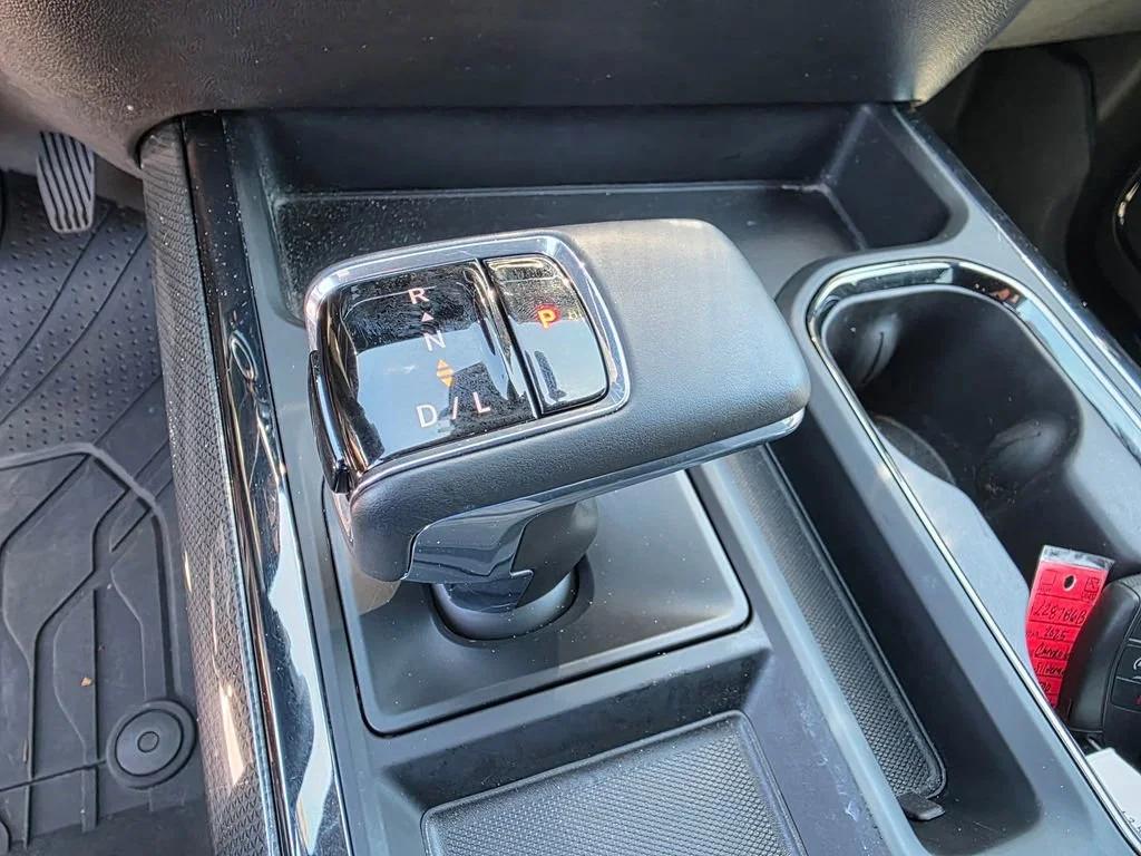 Used 2025 Summit White Chevrolet ZR2 image 20