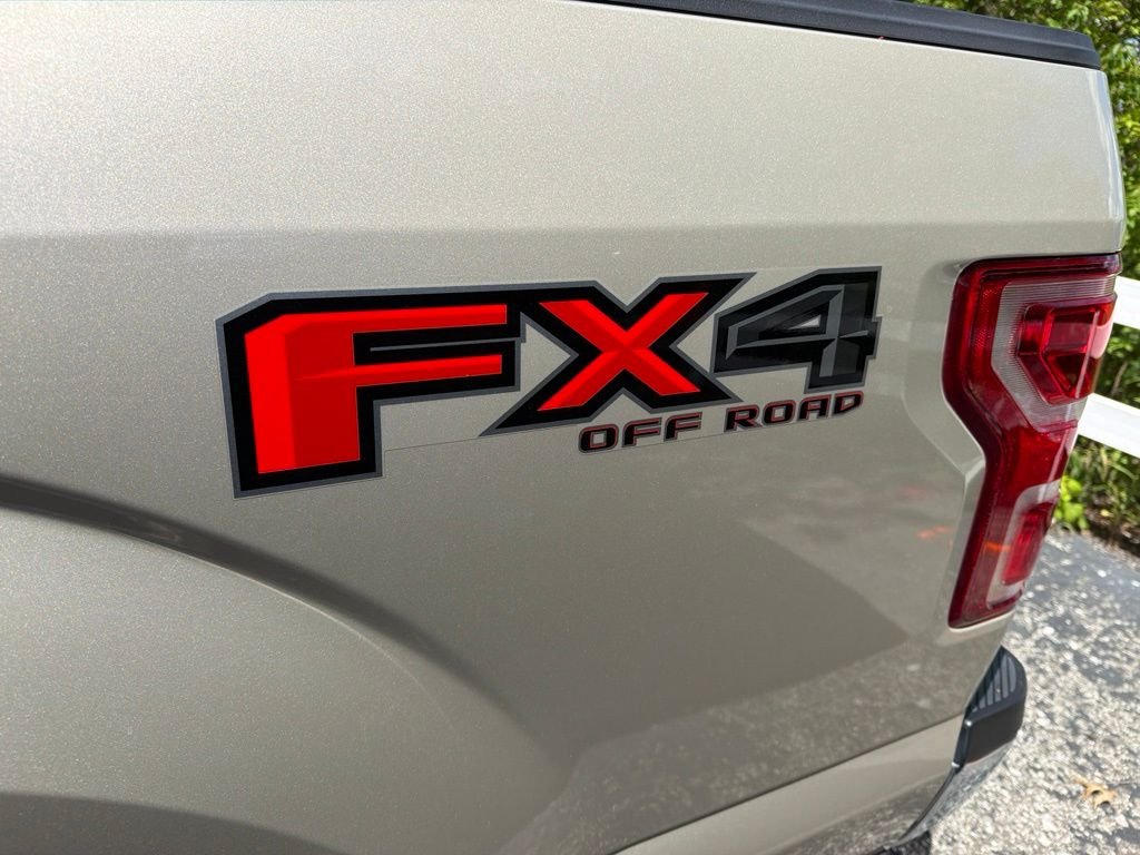 Used 2018 Gold Ford XLT image 9
