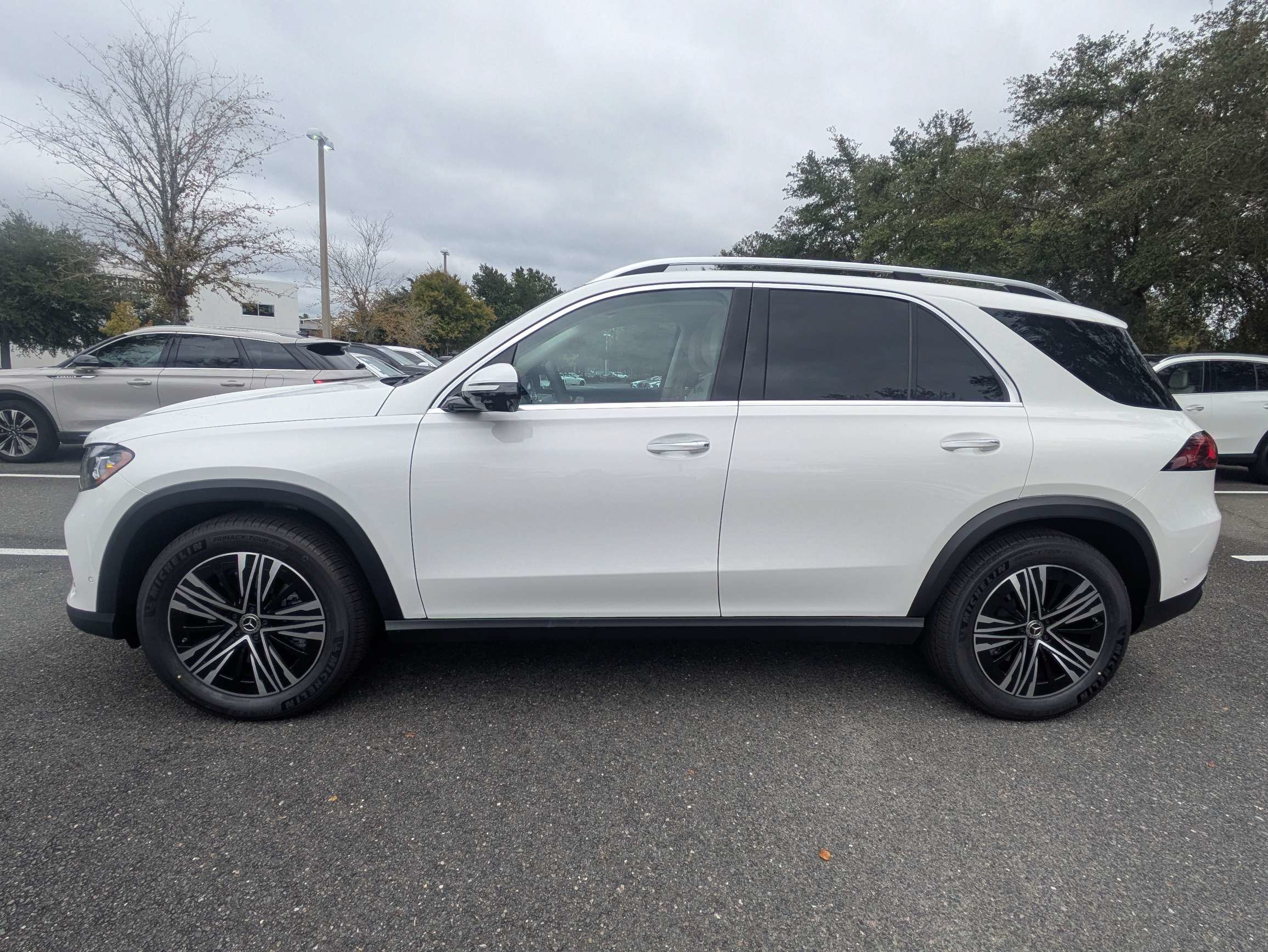New 2027 Polar White Mercedes-Benz GLE 350 image 4