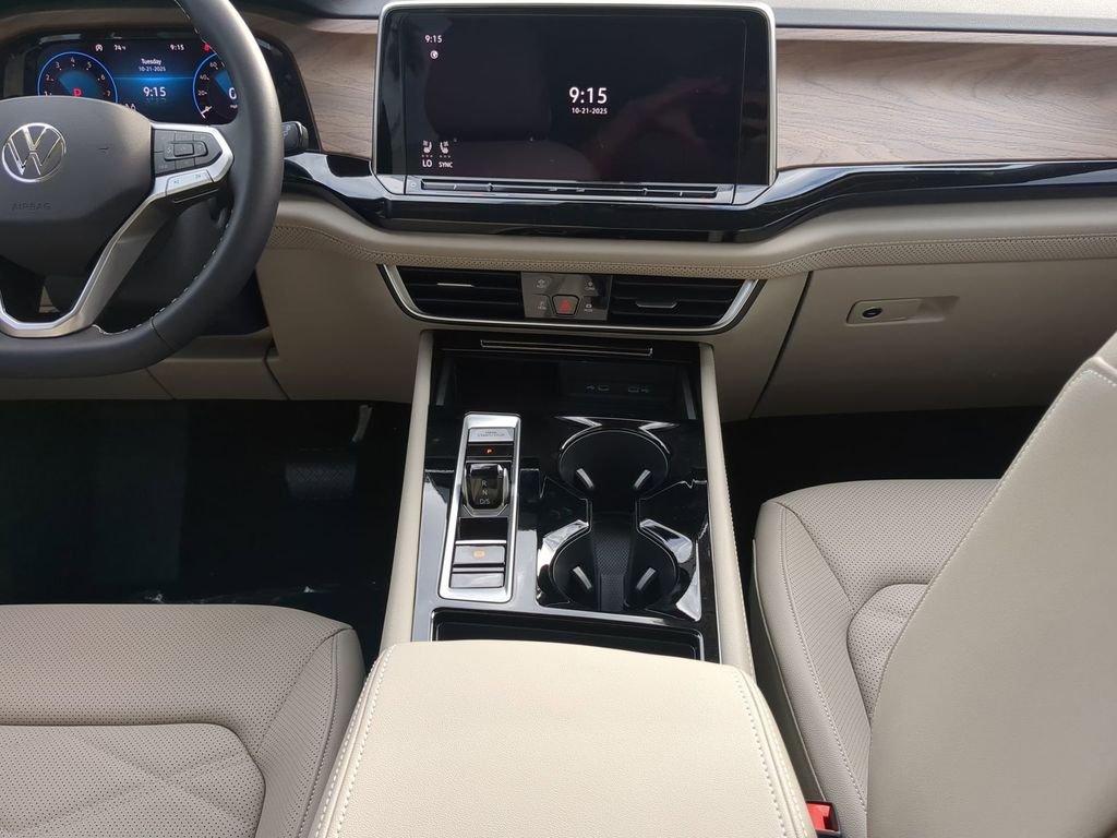 New 2026 Gray Volkswagen 2.0T SE w/Technology image 16