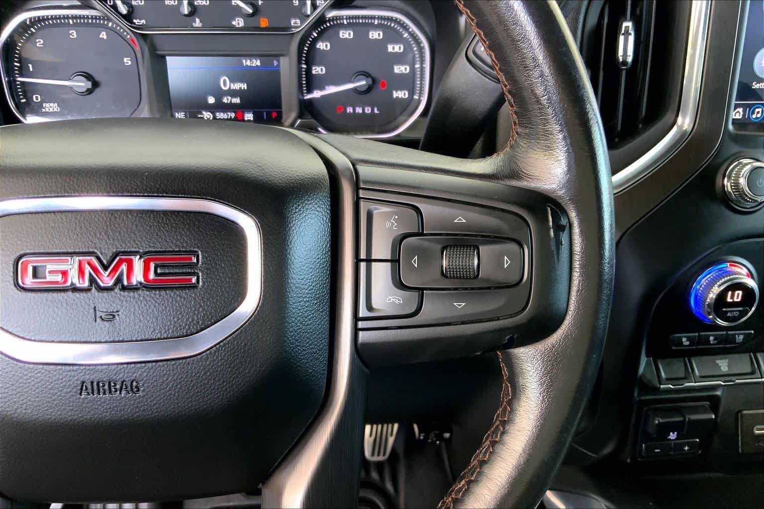 Used 2022 Onyx Black GMC AT4 image 24