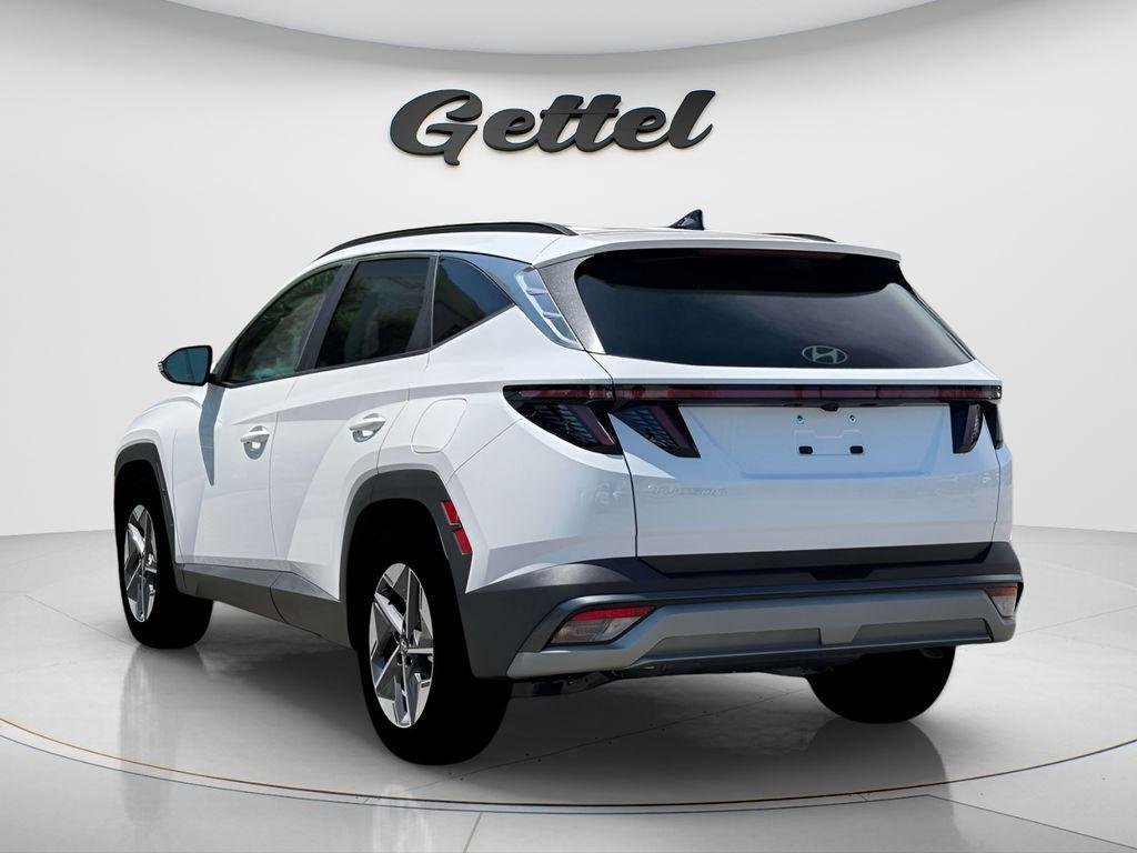 New 2026 White Hyundai SEL Premium FWD image 10