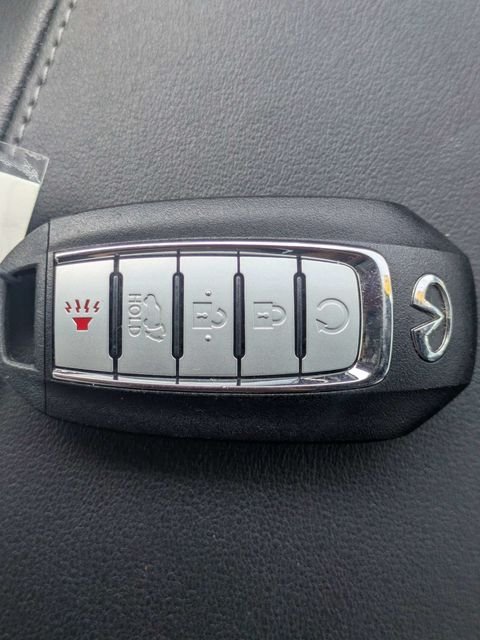 Used 2022 Gray INFINITI SENSORY image 35