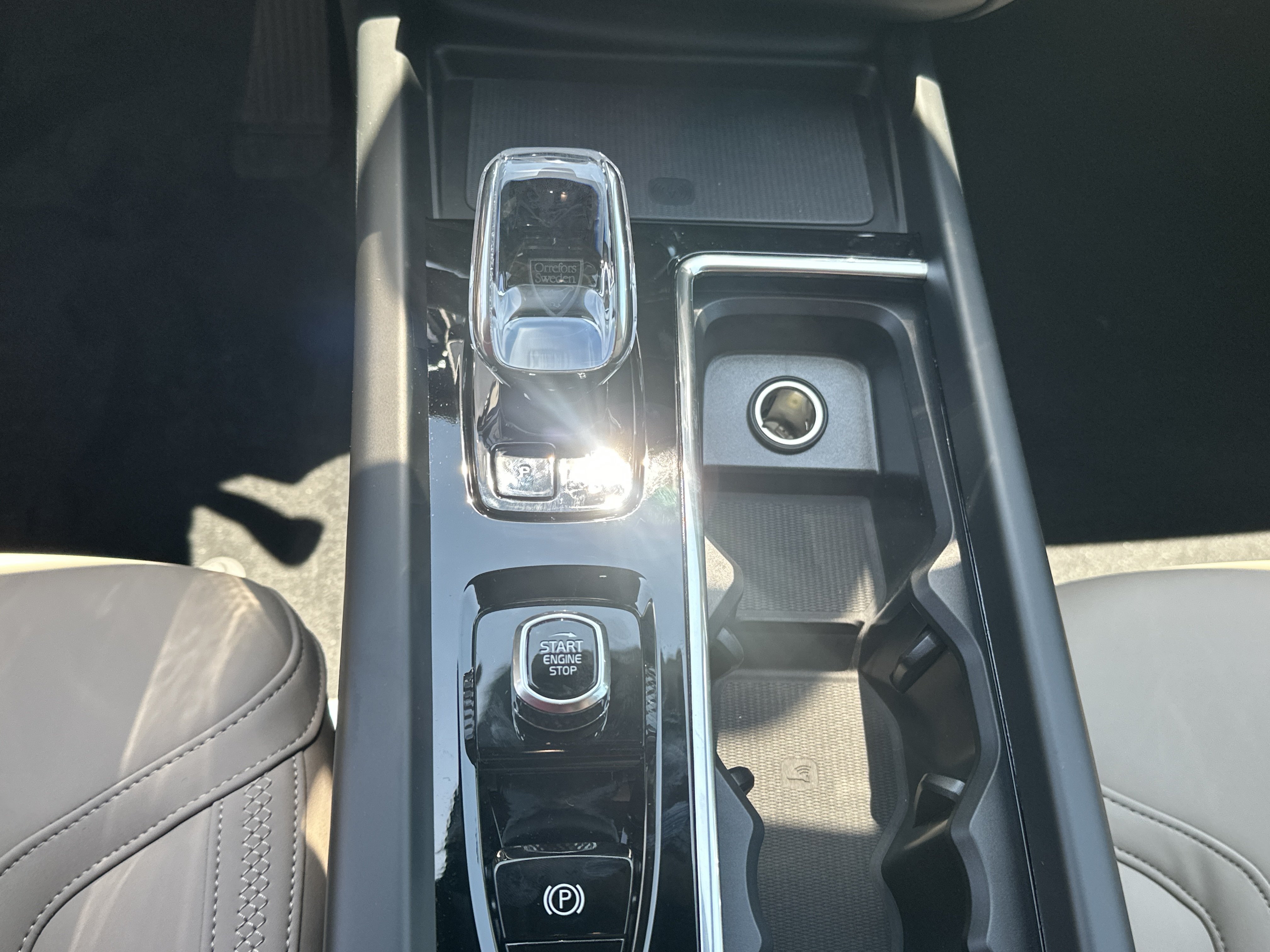 New 2026 Crystal White Volvo Core image 18