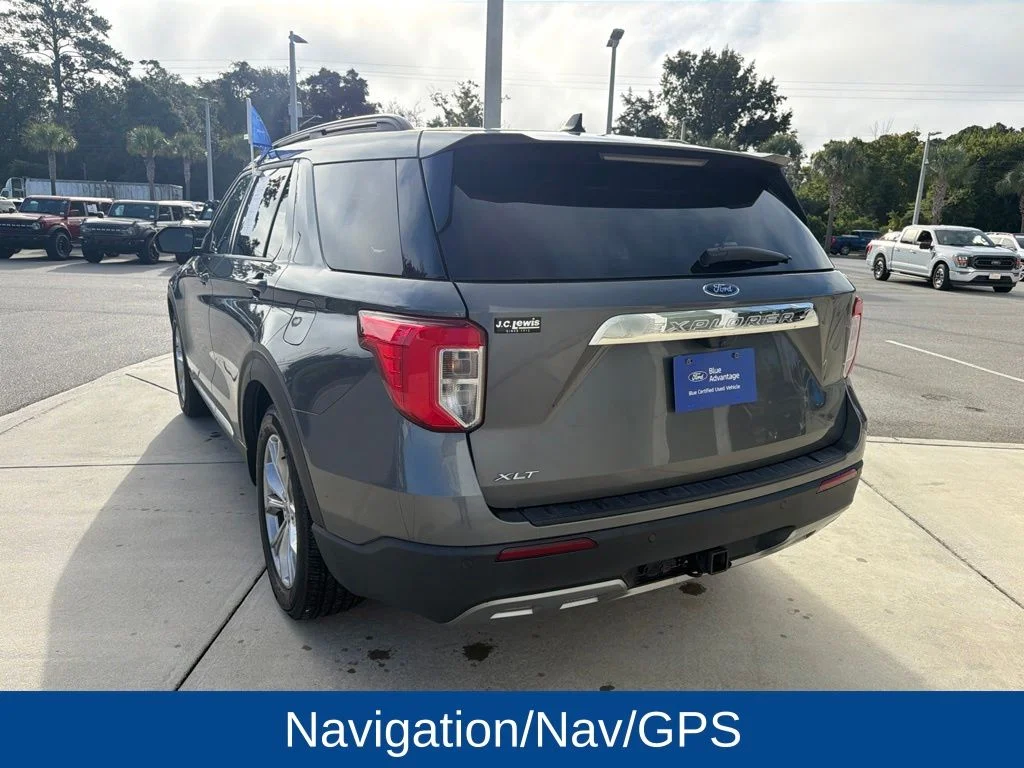 Used 2024 Gray Metallic Ford XLT image 5