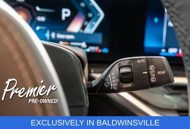 Used 2026 White BMW sDrive40i image 31