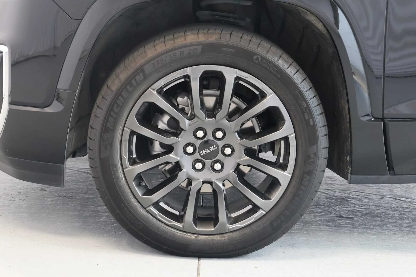 Used 2023 Ebony Twilight Metallic GMC Denali image 10