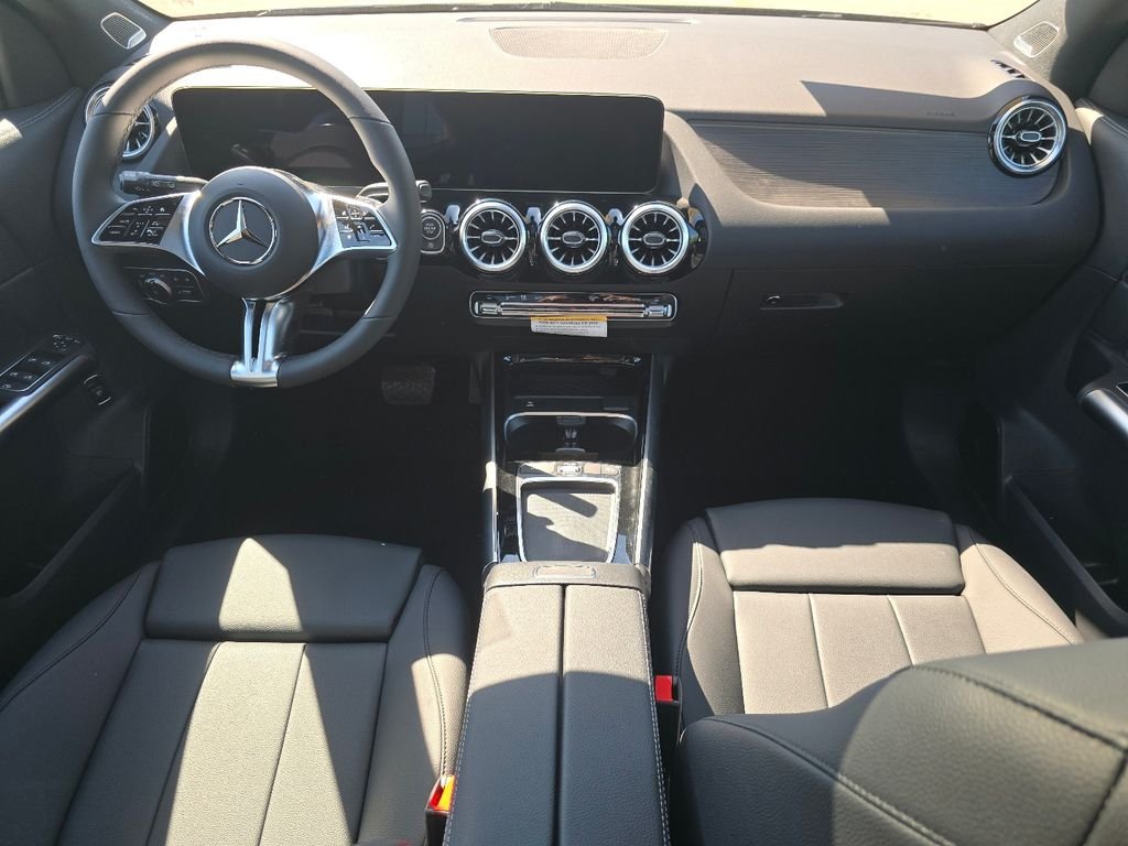 New 2026 Mountain Grey Metallic Mercedes-Benz GLA 250 image 22