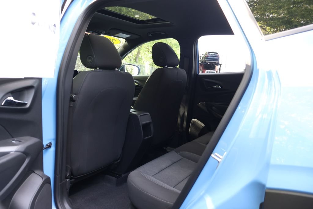 2024 Chevrolet Trax RS - Photo 45