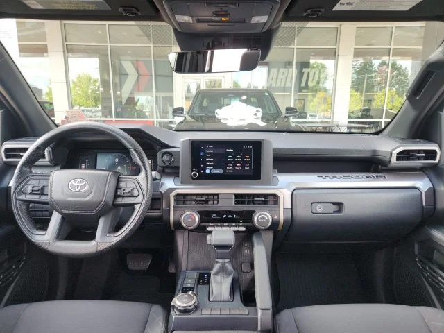 Certified Used 2025  Toyota SR5 image 17