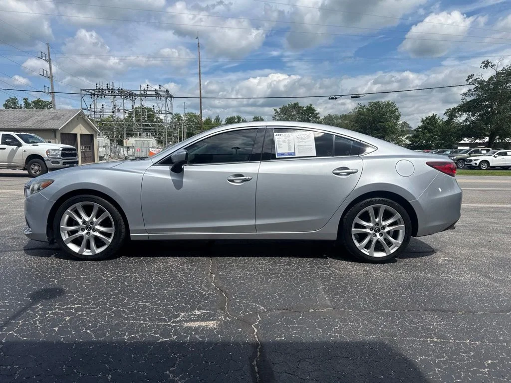 Used 2017 Silver Mazda Touring image 4