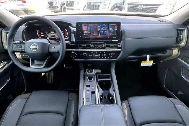 New 2026 Nissan Pathfinder SL 4D Sport Utility