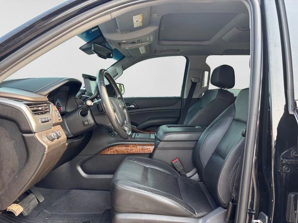 Used 2019 Black Chevrolet Premier image 10