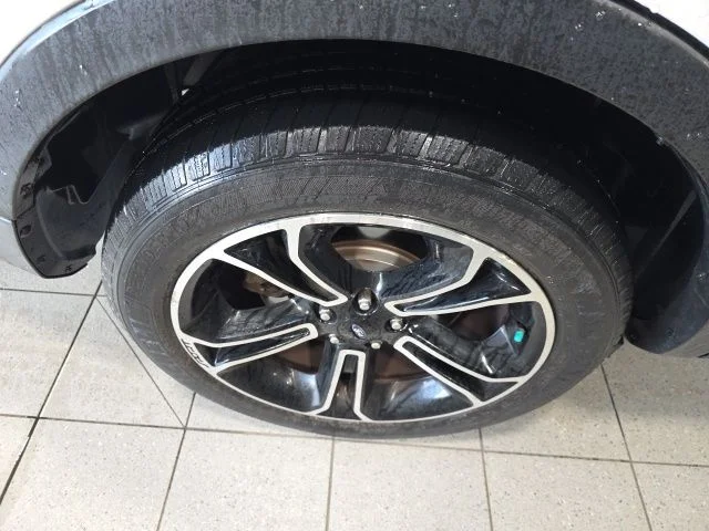 Used 2014 White Ford Sport image 5