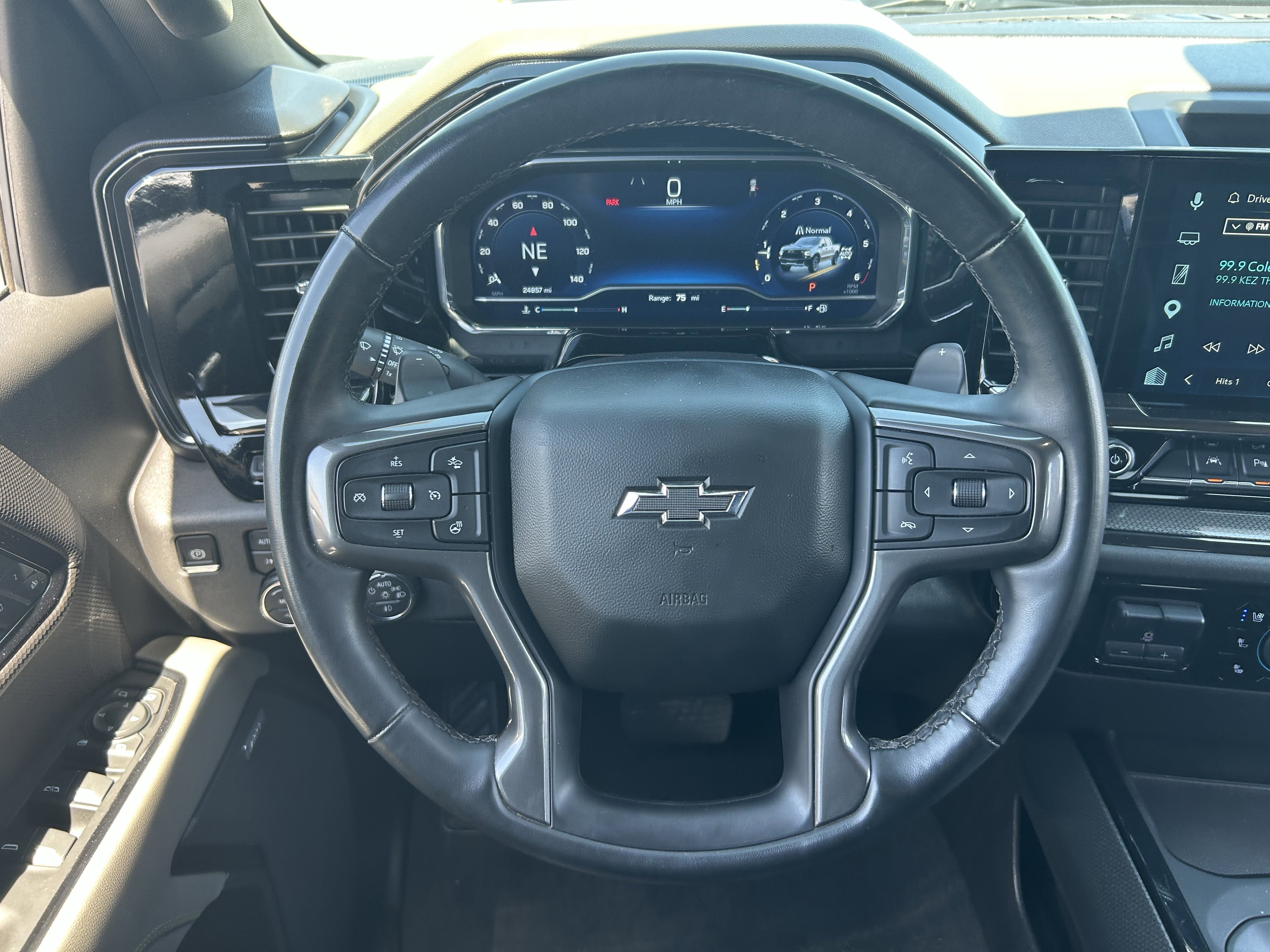 2025 Chevrolet Silverado 1500 ZR2 - Photo 22