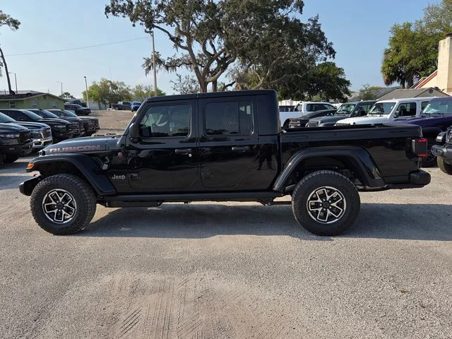 New 2026 Black Clear-Coat Exterior Paint Jeep Rubicon image 4