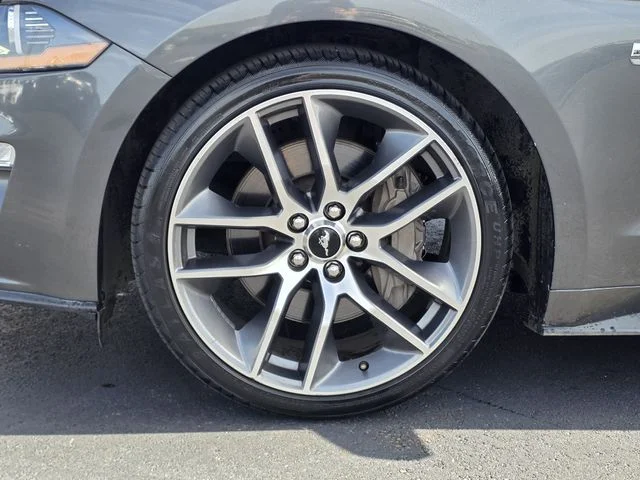 Used 2020 Magnetic Ford GT Premium image 28