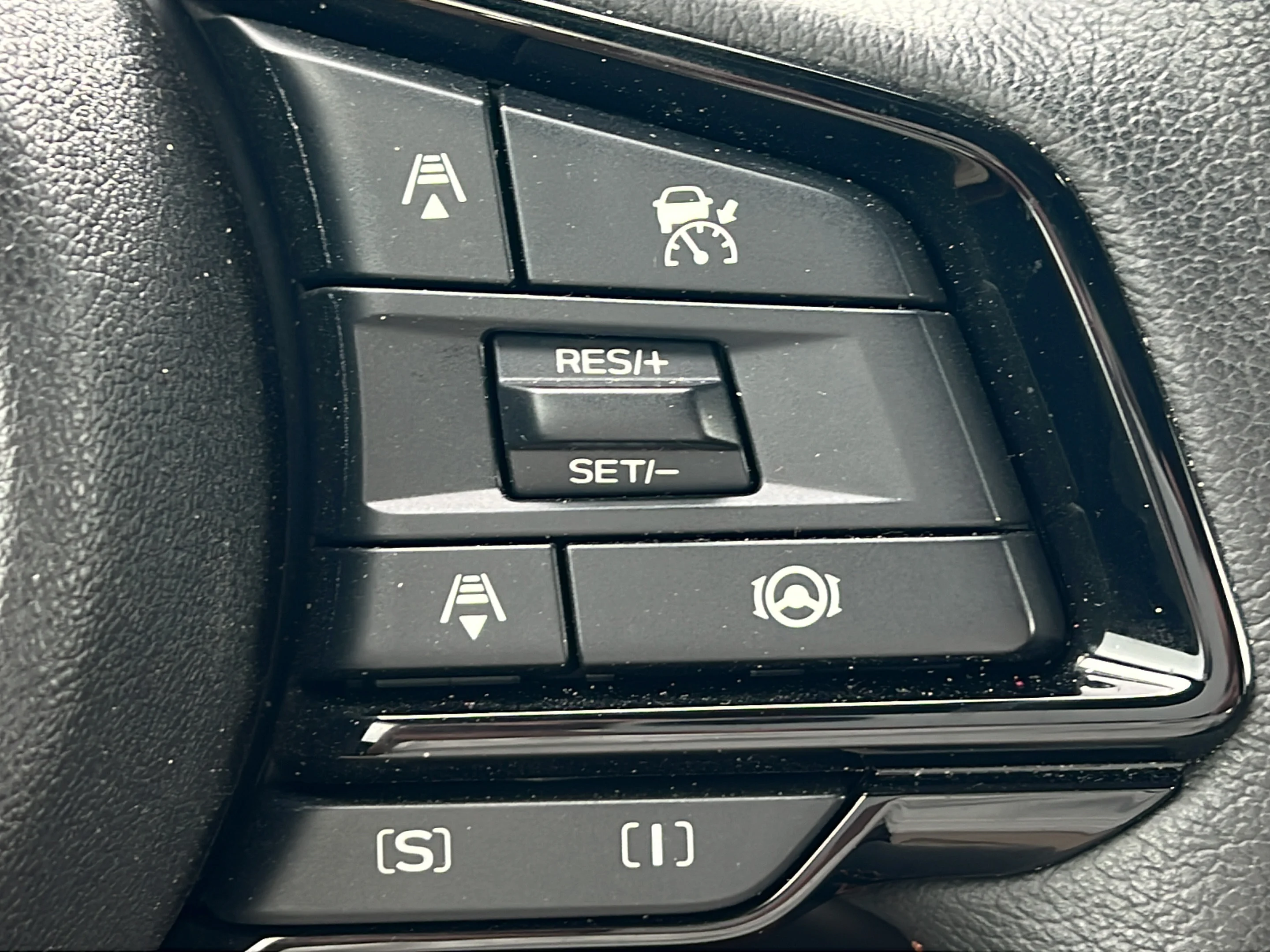Used 2025 Crystal Black Silica Subaru Touring Hybrid image 26