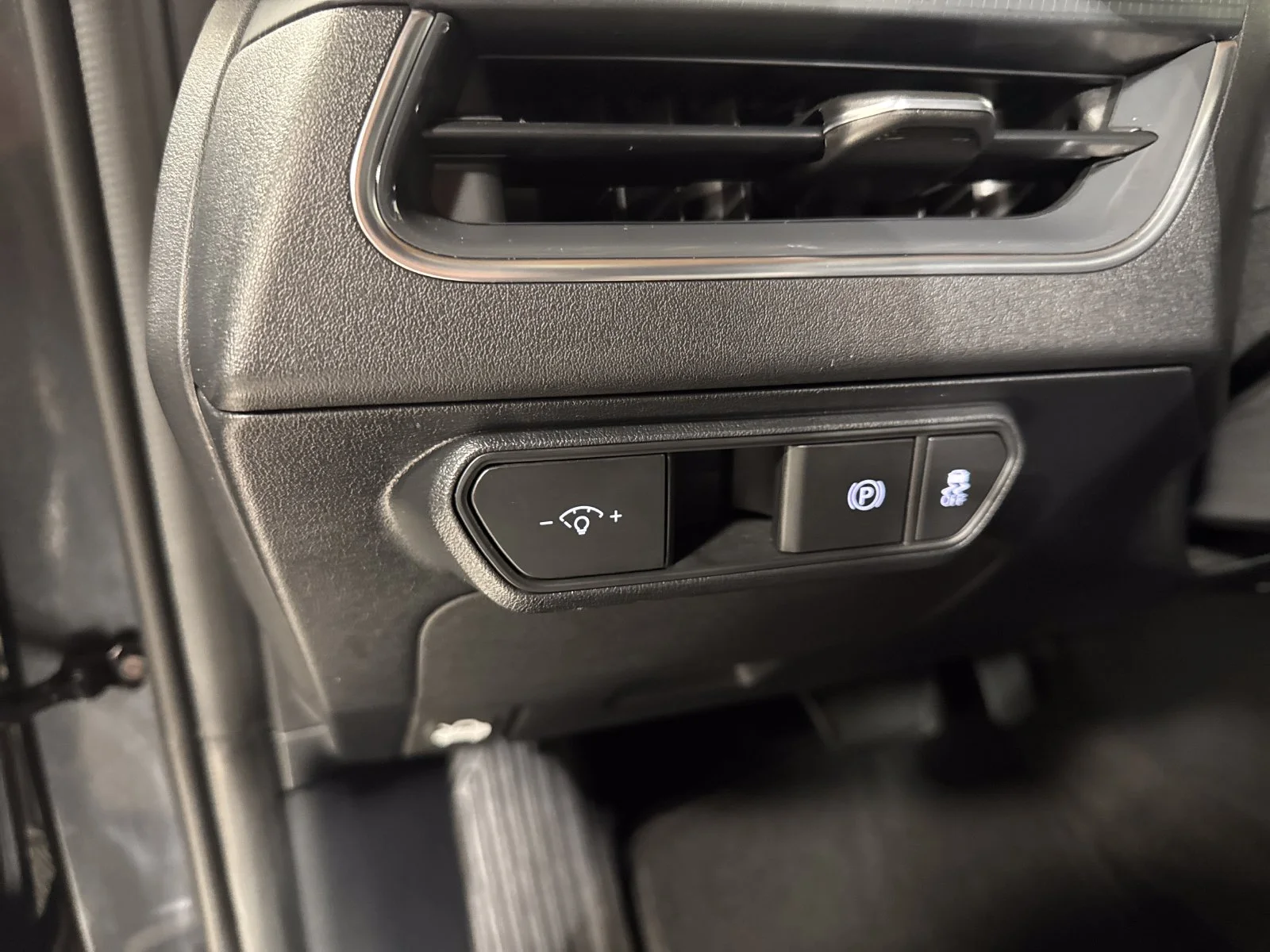 Used 2025 Gray Kia GT-Line image 14