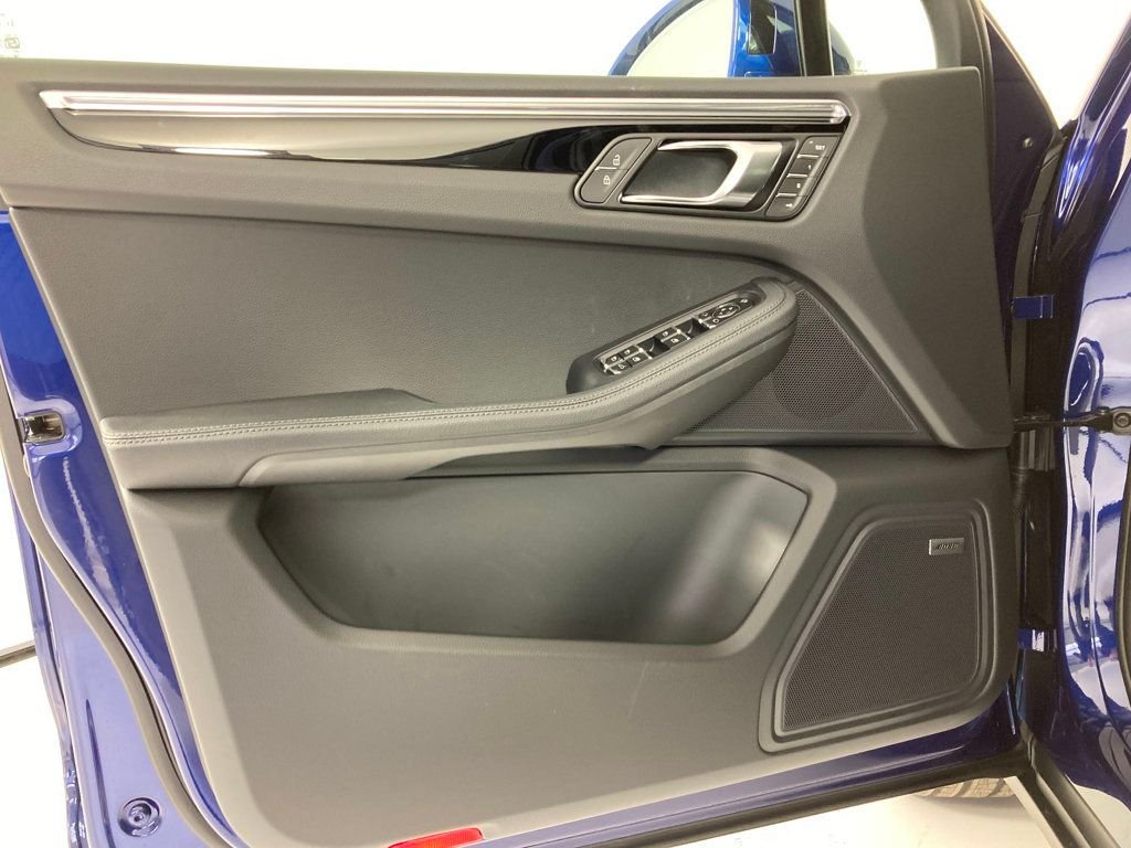 2026 Porsche Macan S - Photo 6