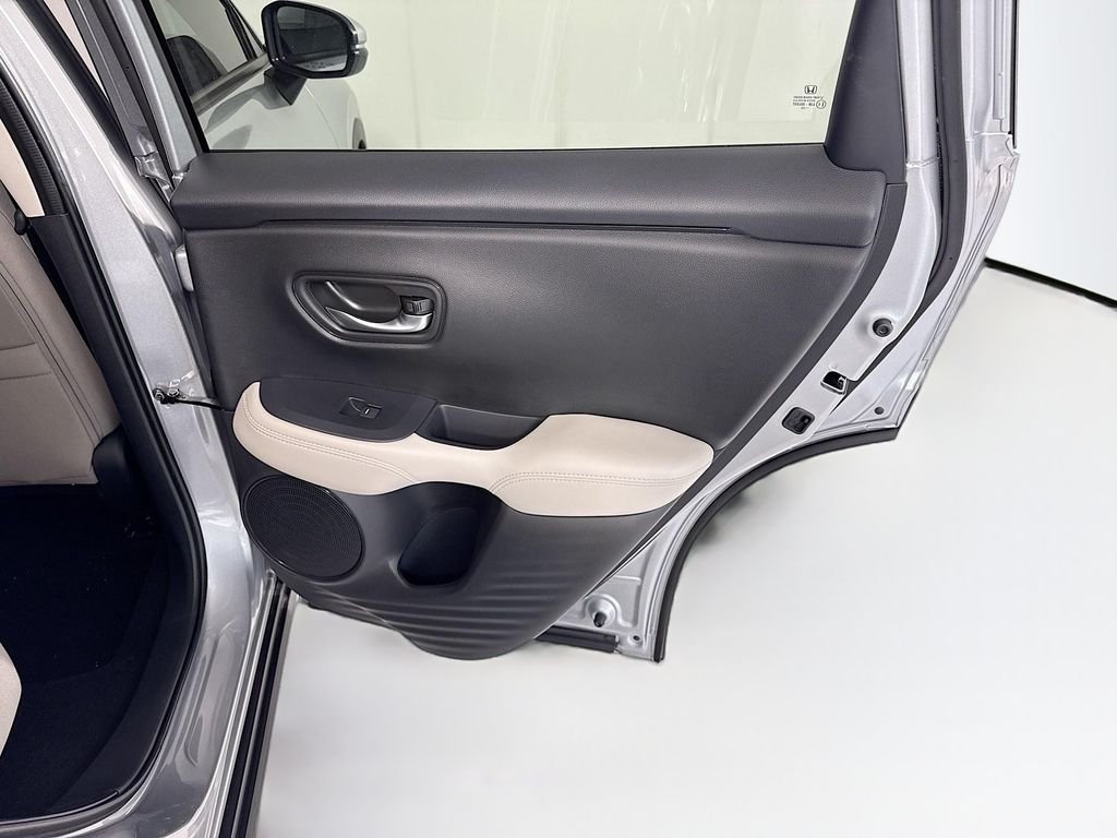2027 Honda HR-V LX - Photo 27