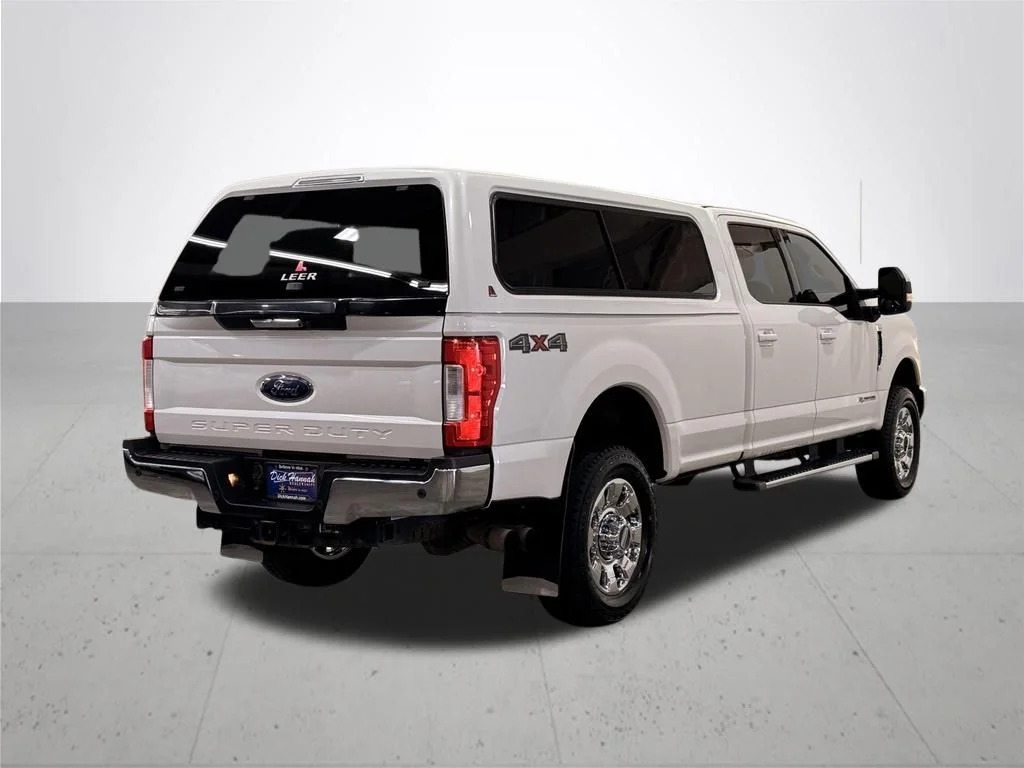 Used 2019 White Ford Lariat image 10