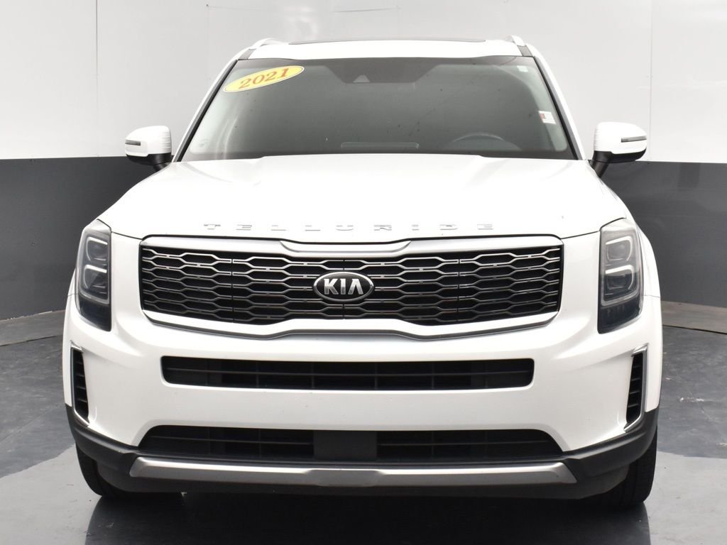 Used 2021 White Kia EX image 12