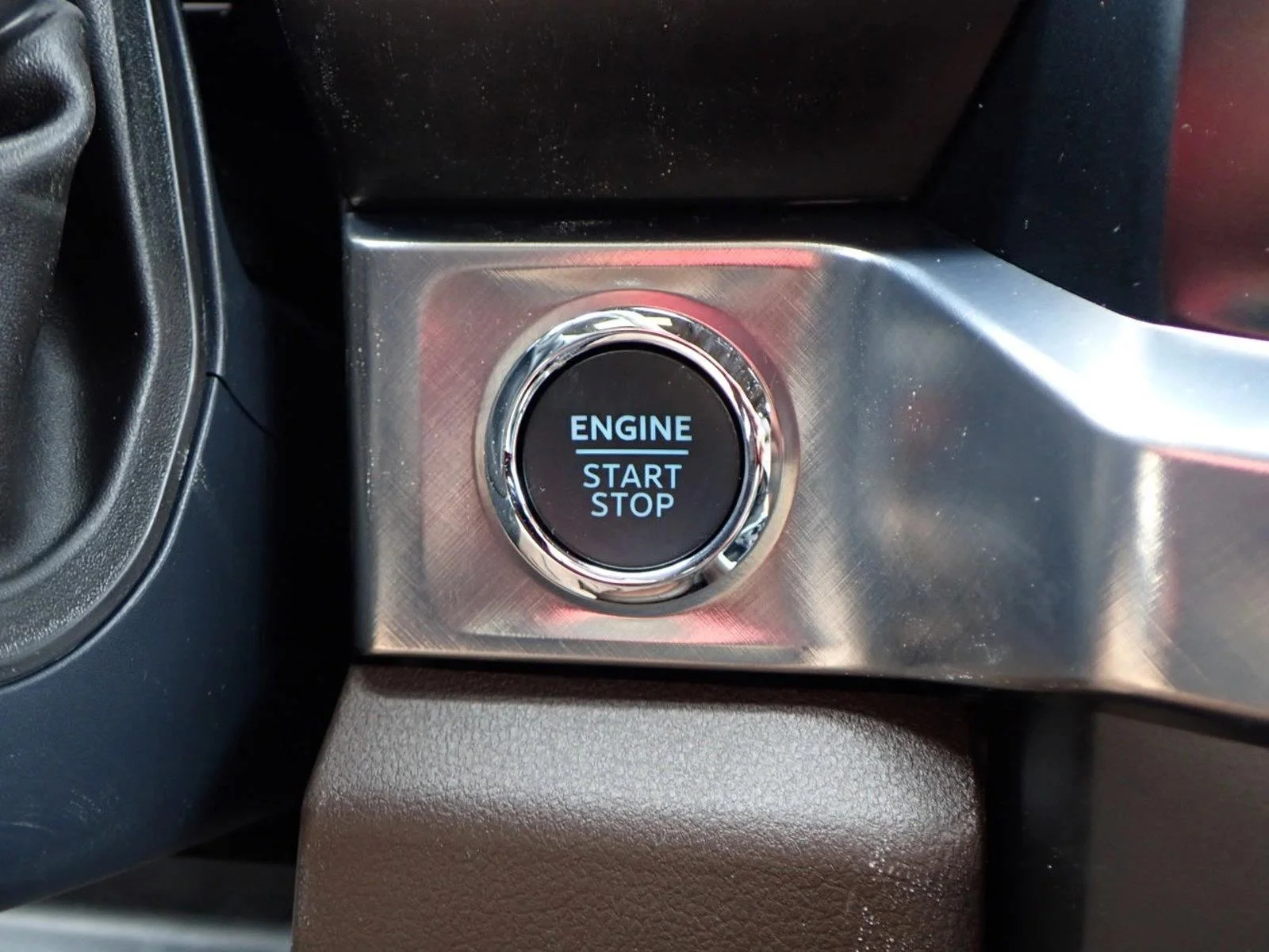 New 2026 Star White Metallic Tri-Coat Ford F-250® King Ranch® image 22