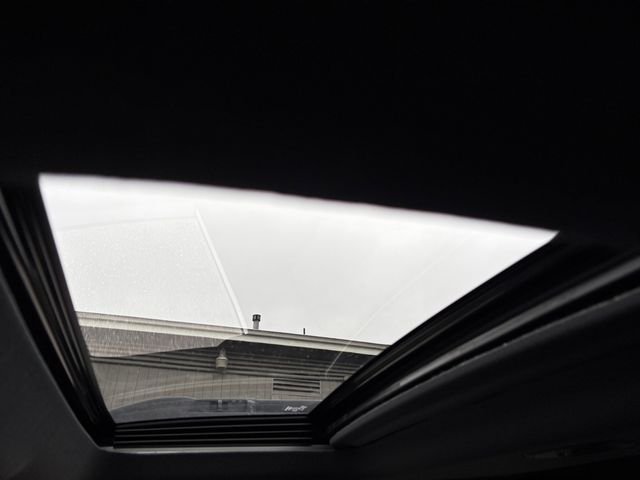 New 2026 CRYSTAL WHITE PEARL Subaru Limited image 22