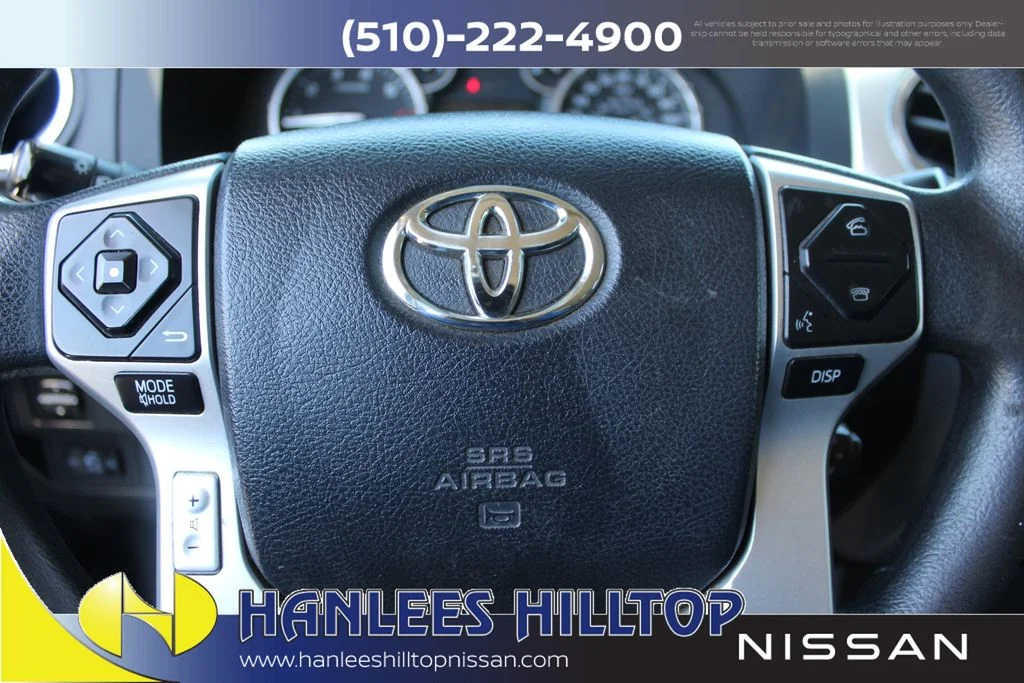 Used 2014 Silver Toyota SR5 image 19