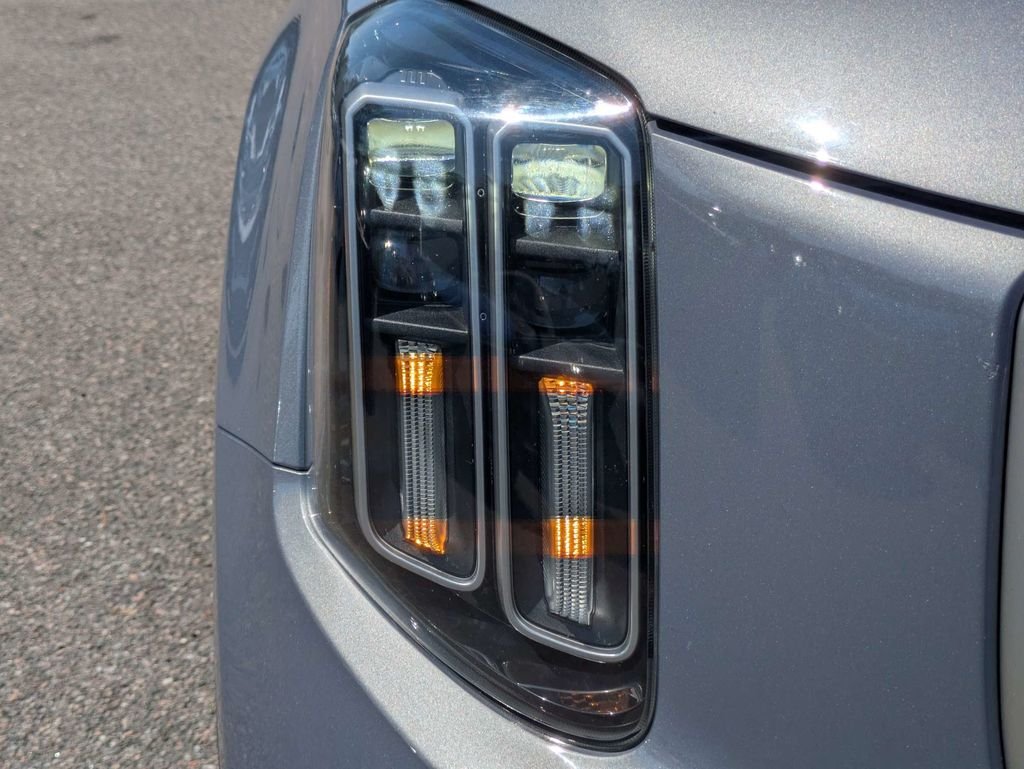 Used 2024 Silver Kia SX-Prestige image 10