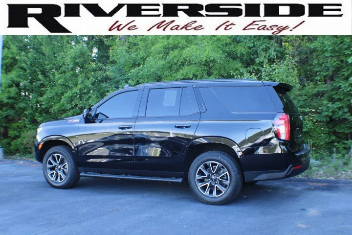 Used 2023 Black Chevrolet Z71 image 3