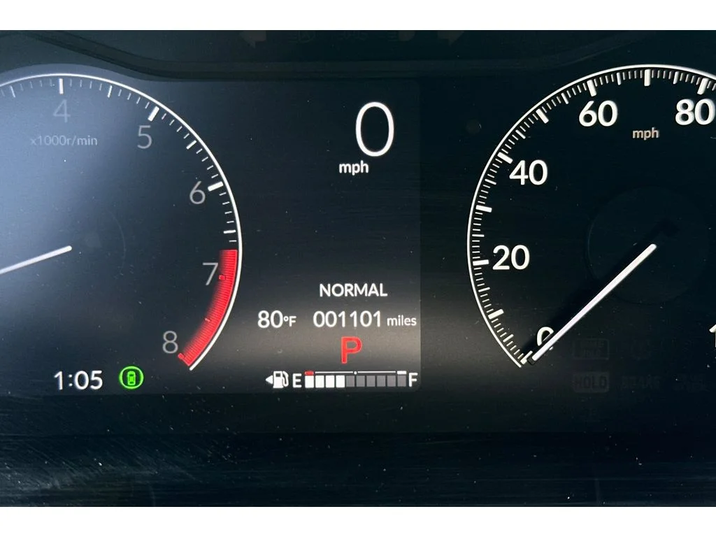 Used 2027 Crystal Black Pearl Honda LX image 42