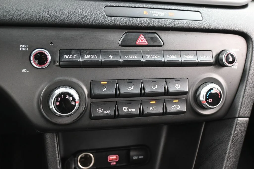 Used 2022 Steel Gray Kia LX image 19