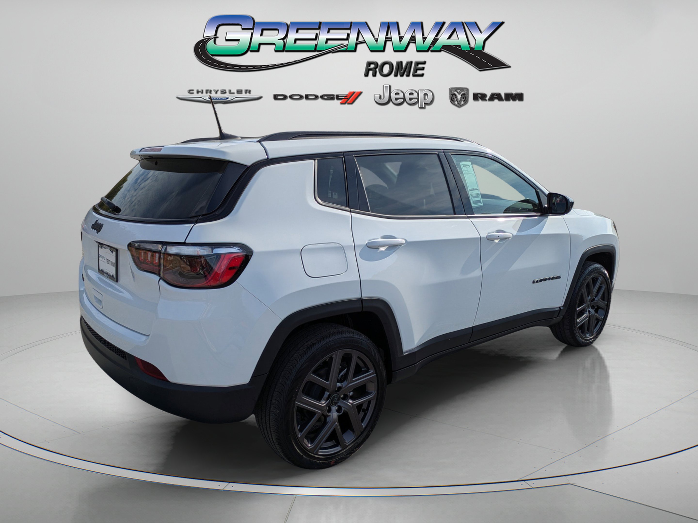 New 2026 Bright White Clearcoat Jeep Latitude Altitude image 7