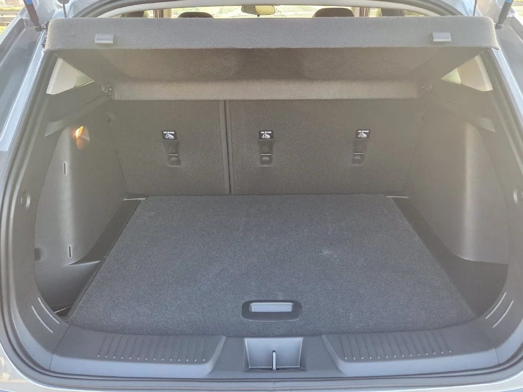 New 2026 Sterling Gray Metallic Chevrolet LT image 36