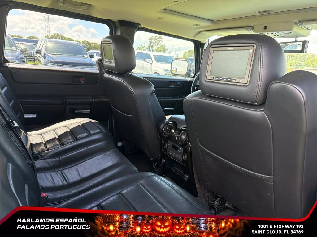 Used 2007 Glacier Blue Metallic HUMMER SUT image 32