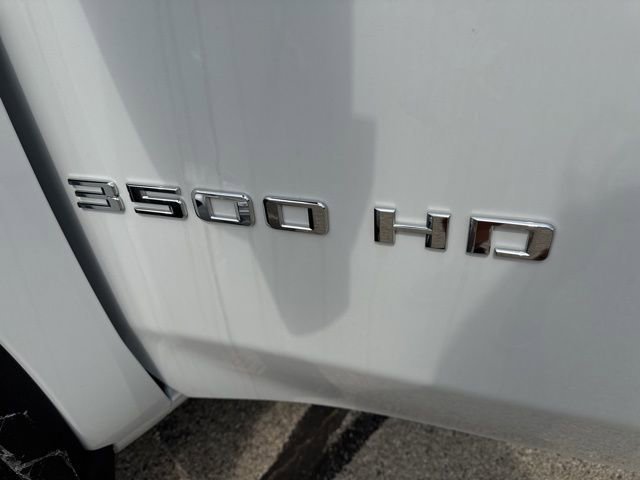 New 2025 Summit White Chevrolet Work Truck image 22
