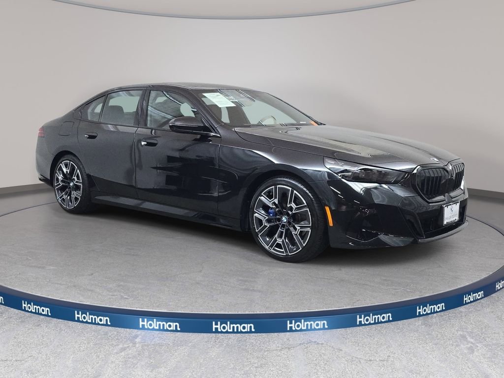 Used 2026 Black Sapphire Metallic BMW 530i xDrive image 4