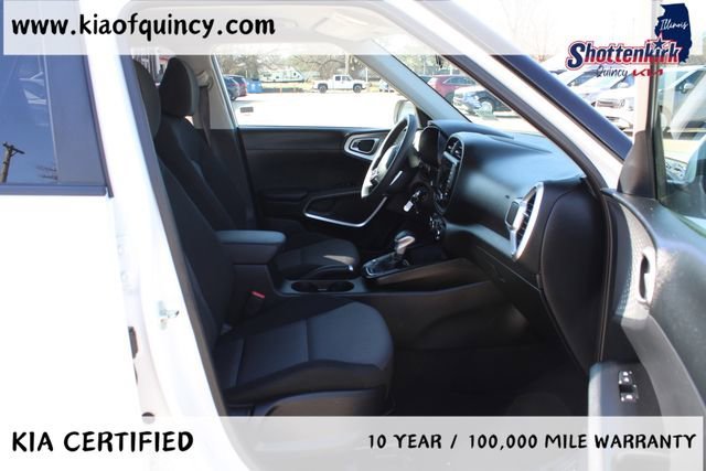 Used 2024 White_pearl Kia LX image 12