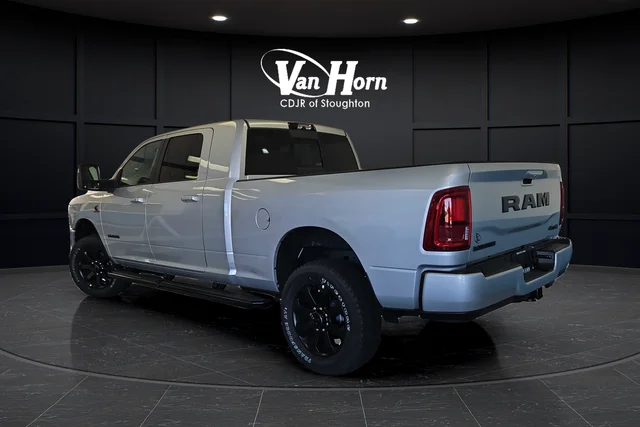 New 2026 Silver-Zynith Exterior Paint RAM Laramie image 5